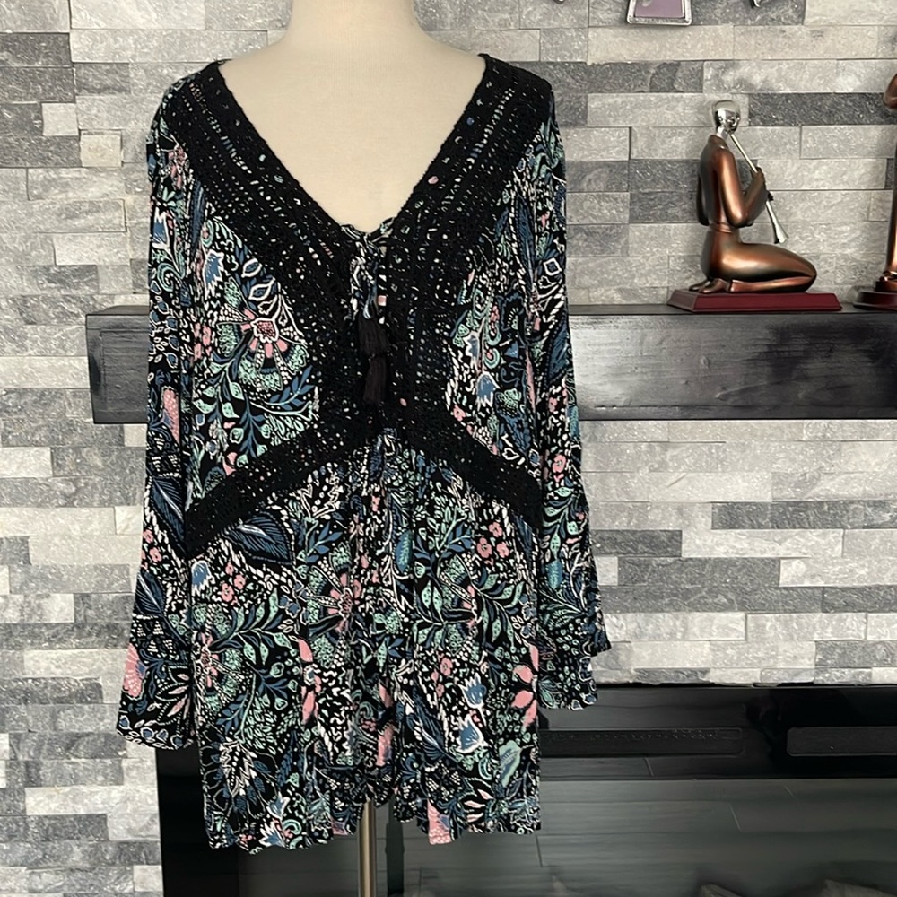 Torrid Multicolors Lace Up Babydoll Top Crinkle Gauze Women Blouse Size 3